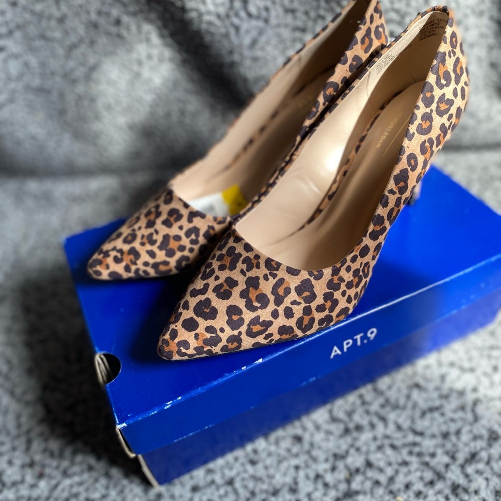 Apt. 9 Leopard-Print Pointed Toe Pumps - Brown and Black - Picture 12 of 12